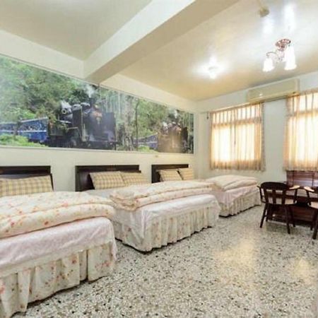 Plum Inn 2 Чічі Екстер'єр фото